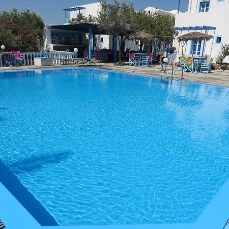 Studios Apartments Perivolos Екстериор снимка