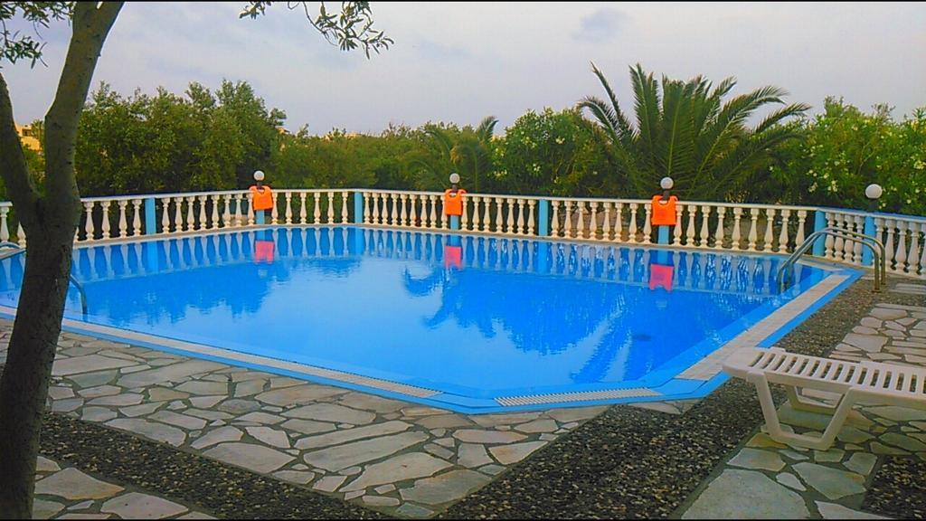 Studios Apartments Perivolos Екстериор снимка