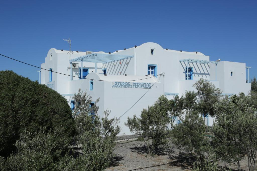 Studios Apartments Perivolos Екстериор снимка