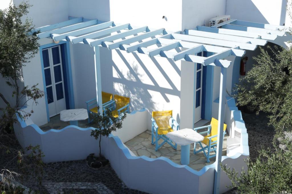 Studios Apartments Perivolos Стая снимка