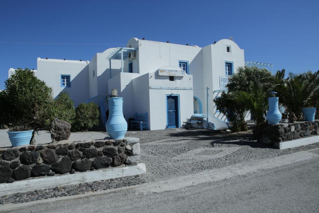 Studios Apartments Perivolos Екстериор снимка