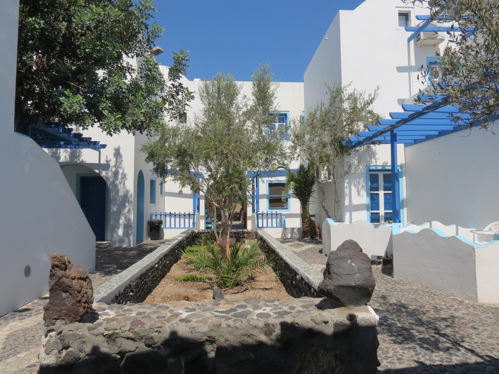 Studios Apartments Perivolos Екстериор снимка