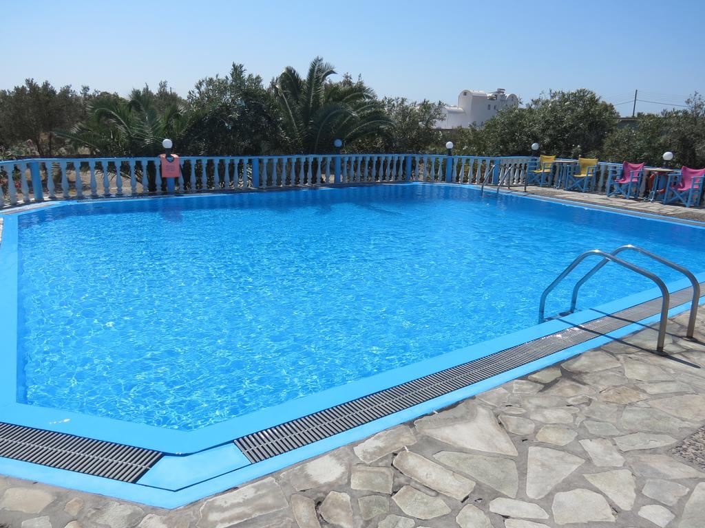 Studios Apartments Perivolos Екстериор снимка